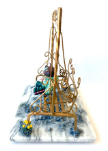 Ladda upp bild till gallerivisning, DANDELION SWING - 32,5 x 28 x 21 cm.