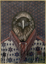 Ladda upp bild till gallerivisning, Originalmålning av Korpen Odin i samurajdräkt – blandteknik på återvunnen textil av Denize Artuñedo Engblom.