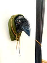 Ladda upp bild till gallerivisning, THE TROPHY - 30 x 11 x 15 cm.