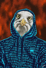 Ladda upp bild till gallerivisning, THE SEAGULL - Fiskmåsen Mozart i mönstrad hoodie – digitalt konstverk med färg, karaktär och en hint av mystik. Av Denize Artuñedo Engblom.


